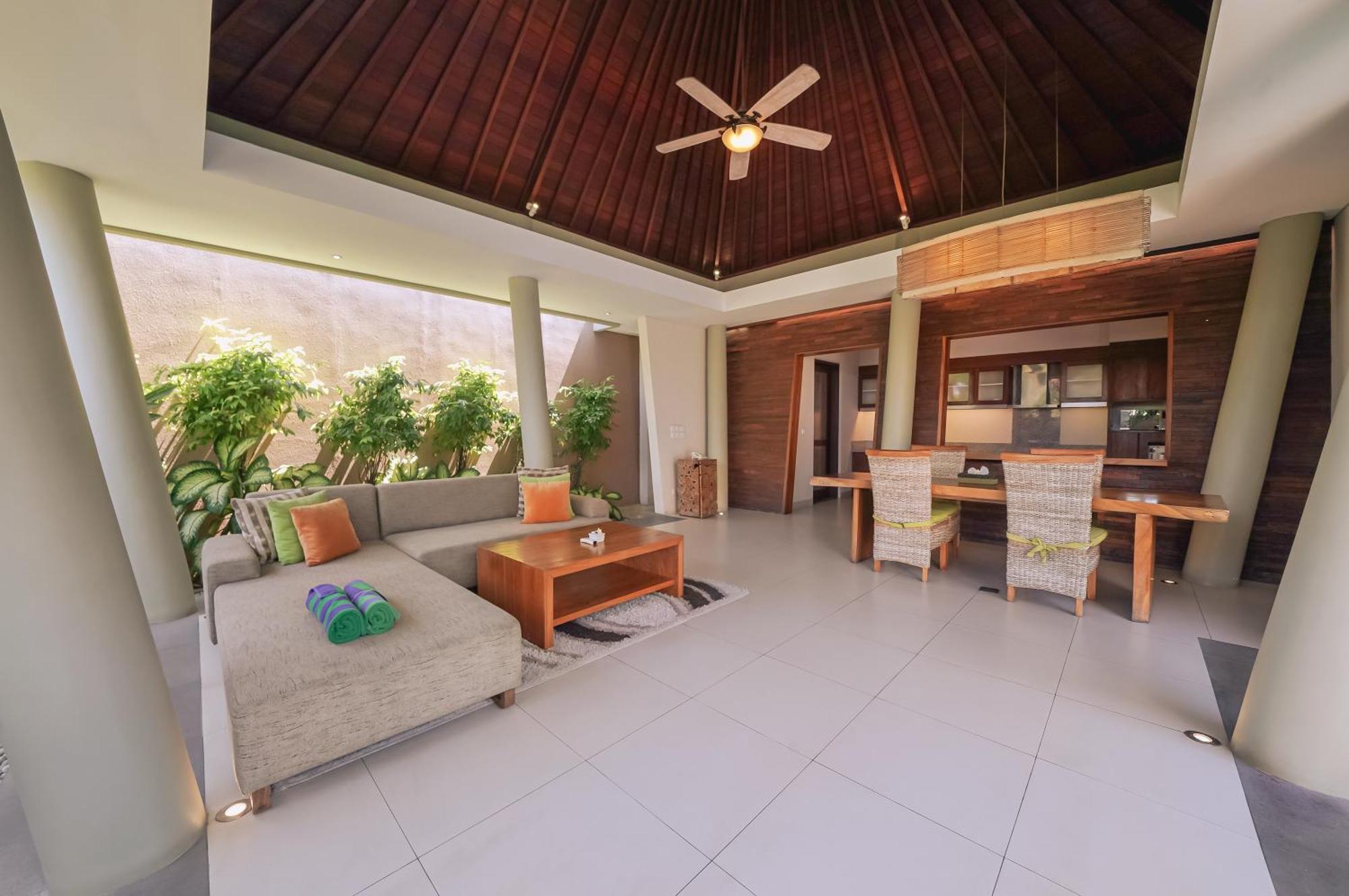 The Kasih Villas & Spa Семиняк Екстериор снимка