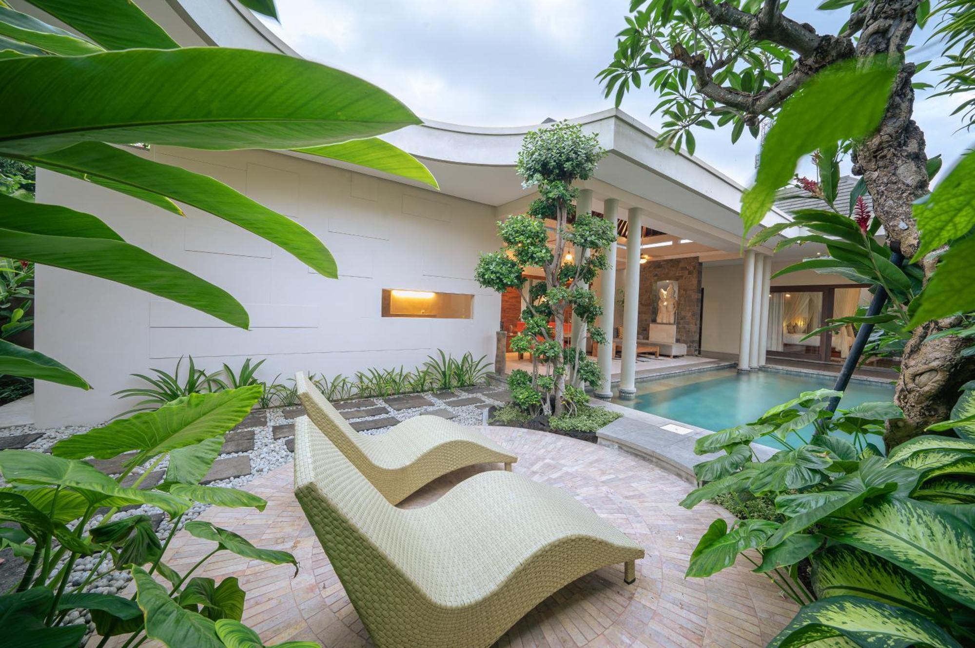 The Kasih Villas & Spa Семиняк Екстериор снимка
