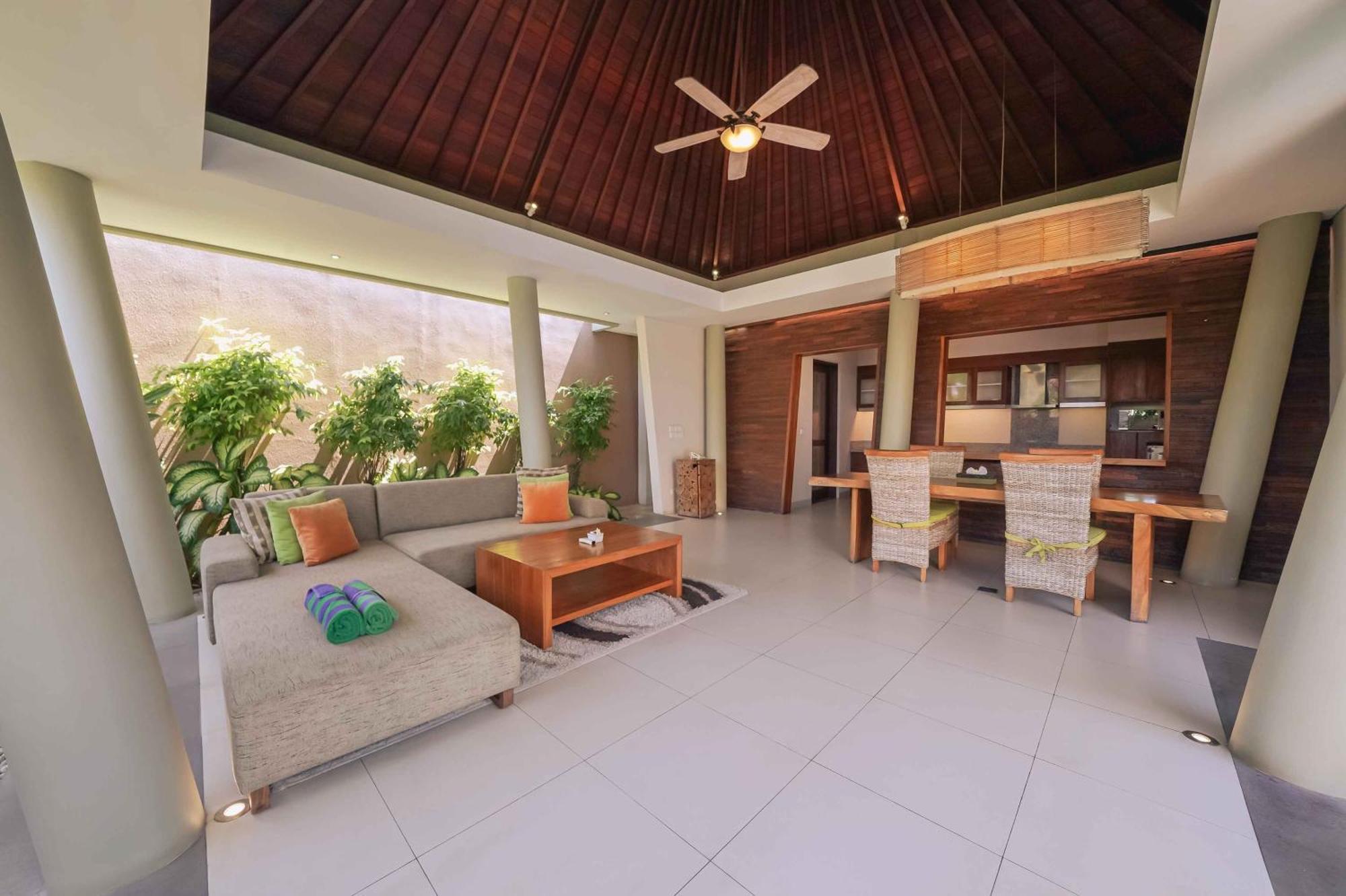 The Kasih Villas & Spa Семиняк Екстериор снимка